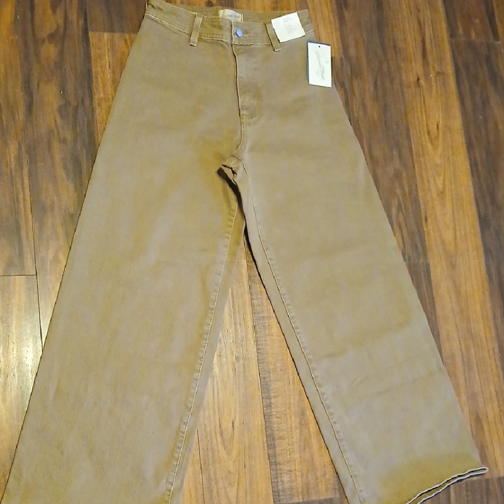Women's Tan Pants
